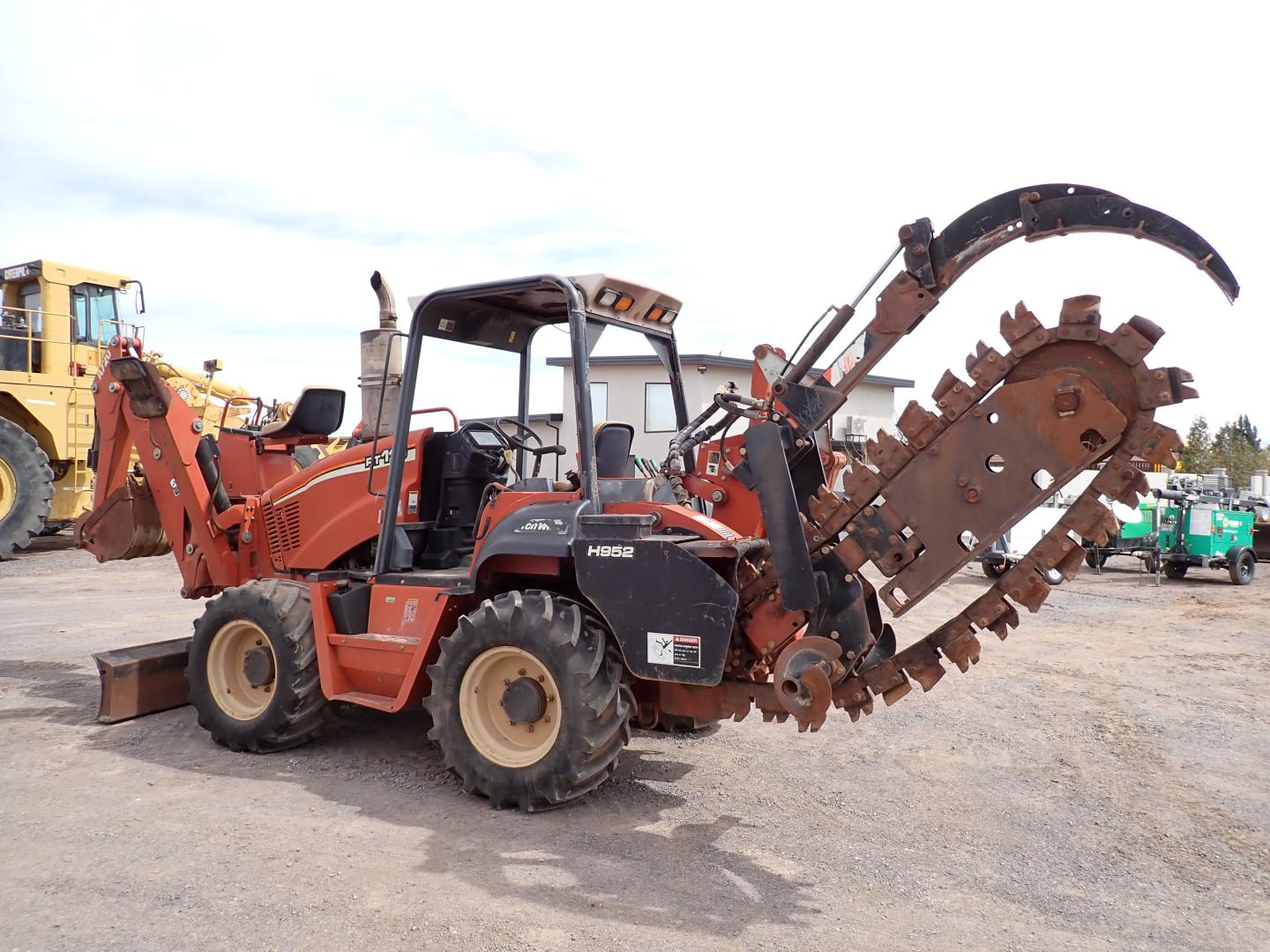 ADITAMENTO DITCH WITCH H952